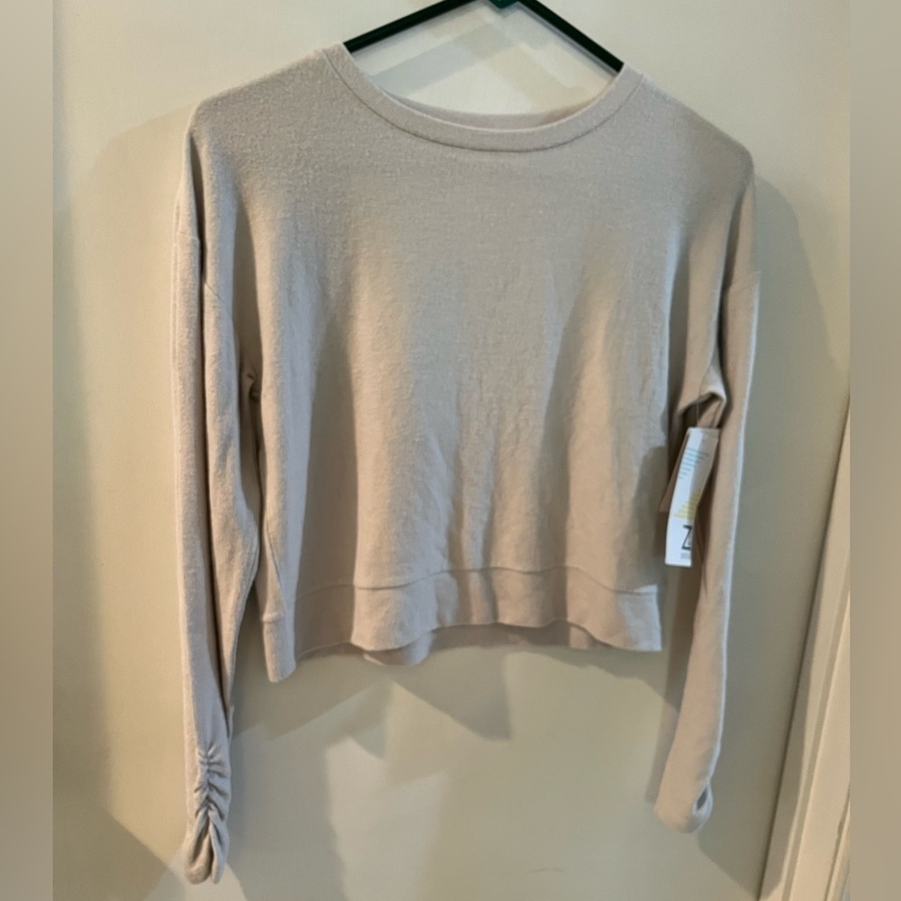 Girl’s Z by Zella long sleeve shirt, size 10/12, new!